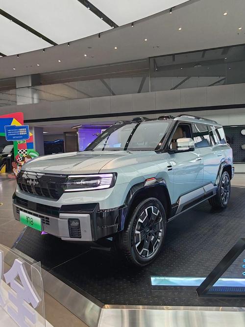 广州86比亚迪方程豹硬派越野的爆款，英菲尼迪35周年与你共成长